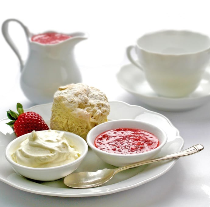 Great Scone Debate: What Happens When People Talk Scones