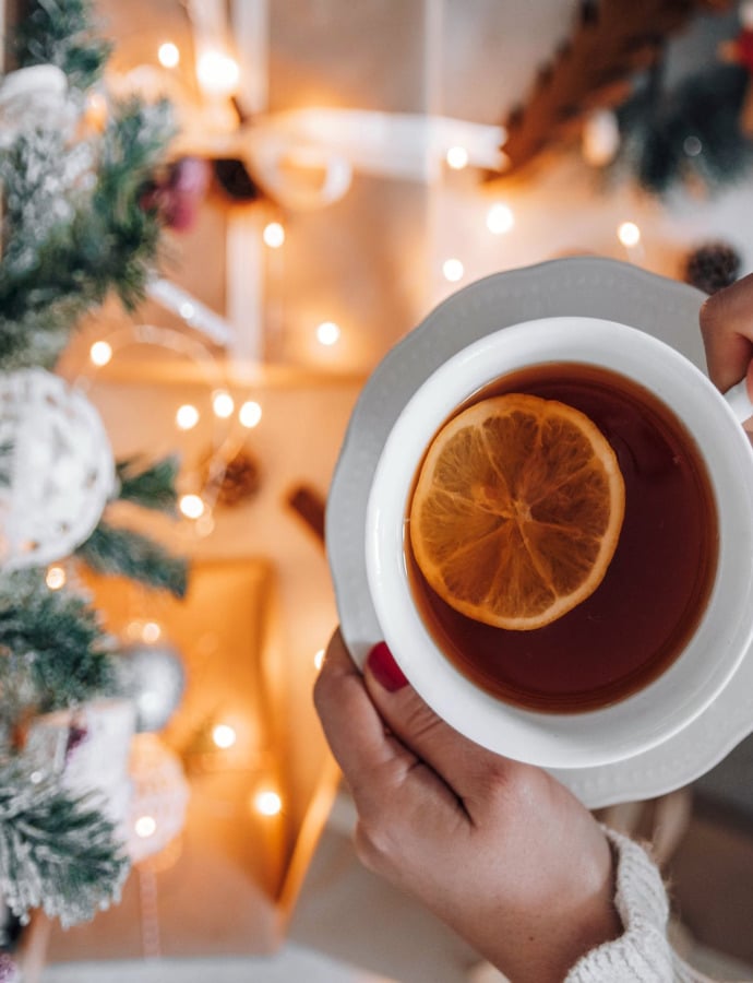 The Most Sensational Holiday Snacks and Tea Pairings