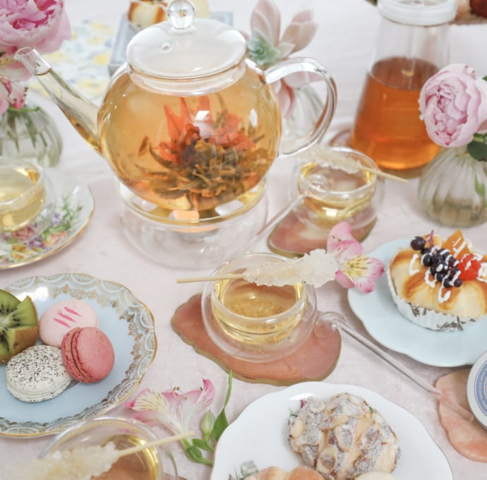 25 Fascinating Tea Etiquette Rules You Need to Know